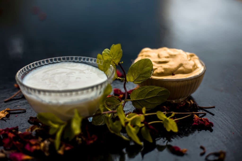 multani mitti face pack with curd