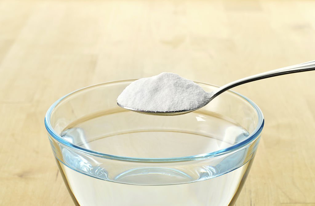 How to use baking soda for canker sores